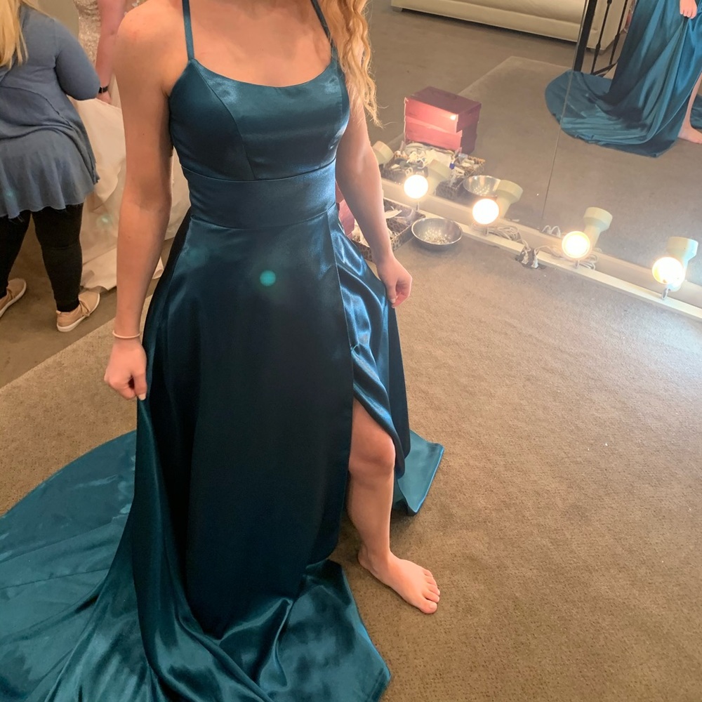 Mori Lee size 00 teal formal gown